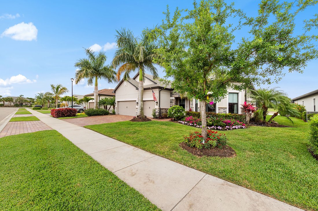 House in Naples, Florida, United States 5 - 17643234
