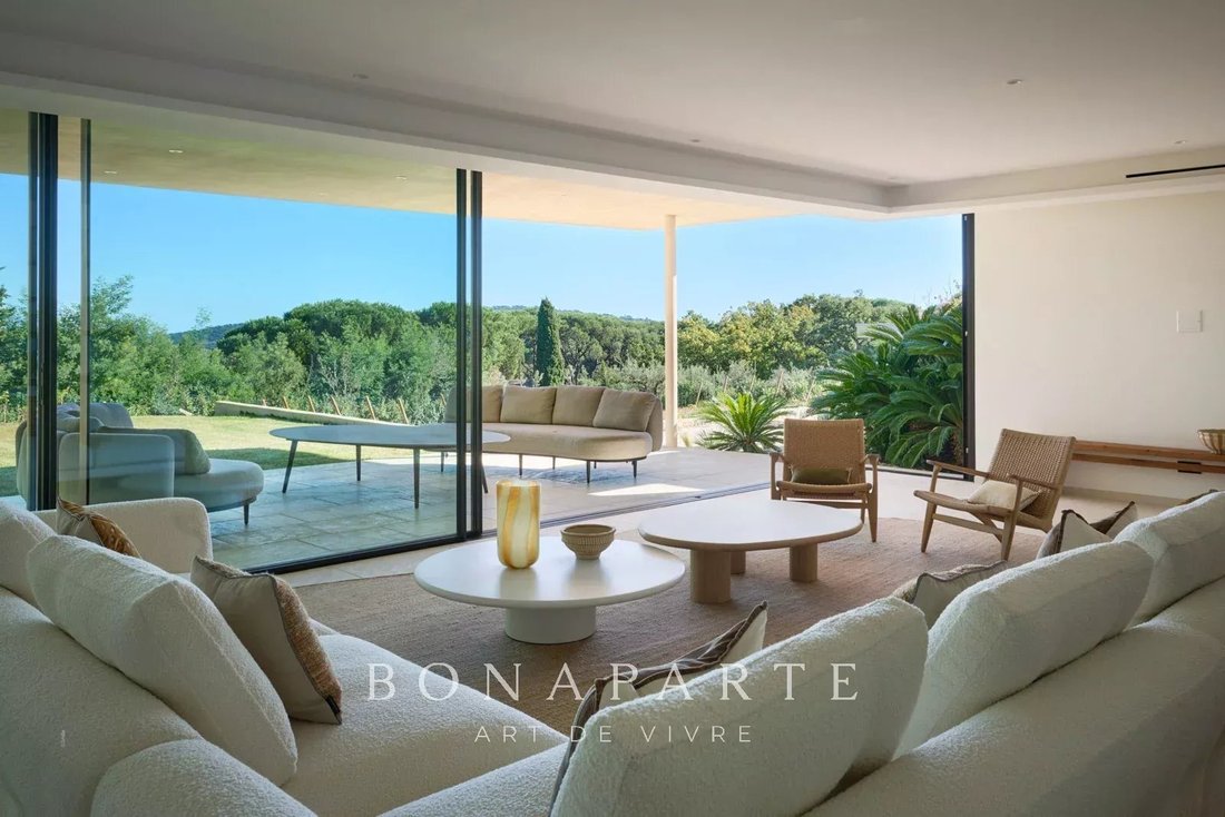 Villa in Ramatuelle, Provence-Alpes-Côte d'Azur, France 3 - 17643377
