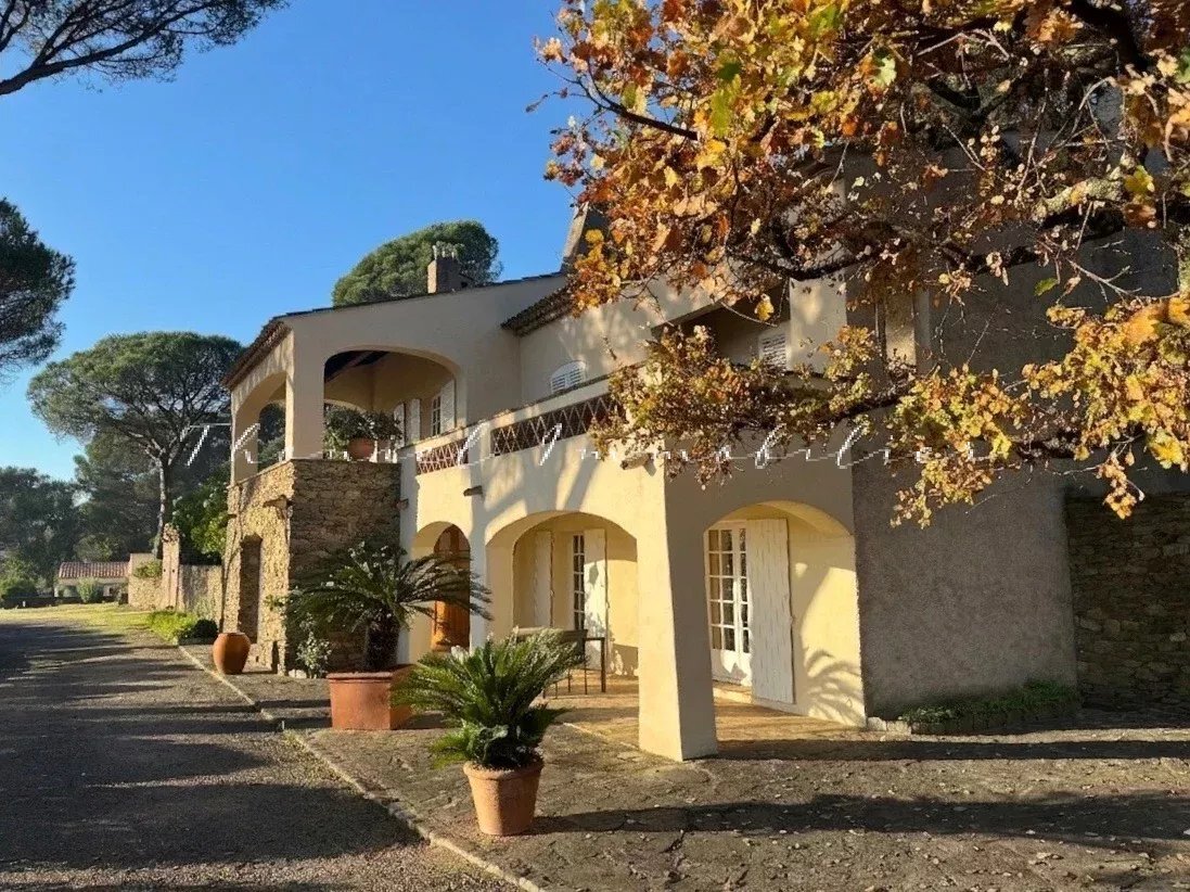 House in Grimaud, Provence-Alpes-Côte d'Azur, France 1 - 16583819