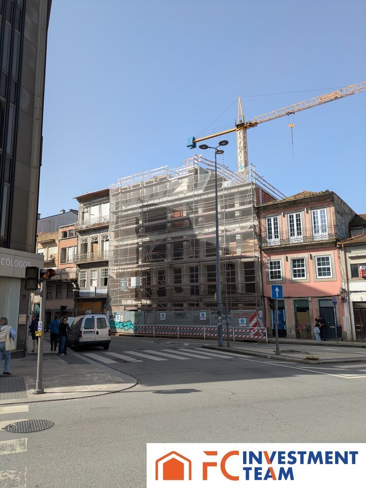 Apartment in Cedofeita, Santo Ildefonso, Se, Miragaia, Sao Nicolau e Vitoria, Porto District, Portugal 1 - 17073406