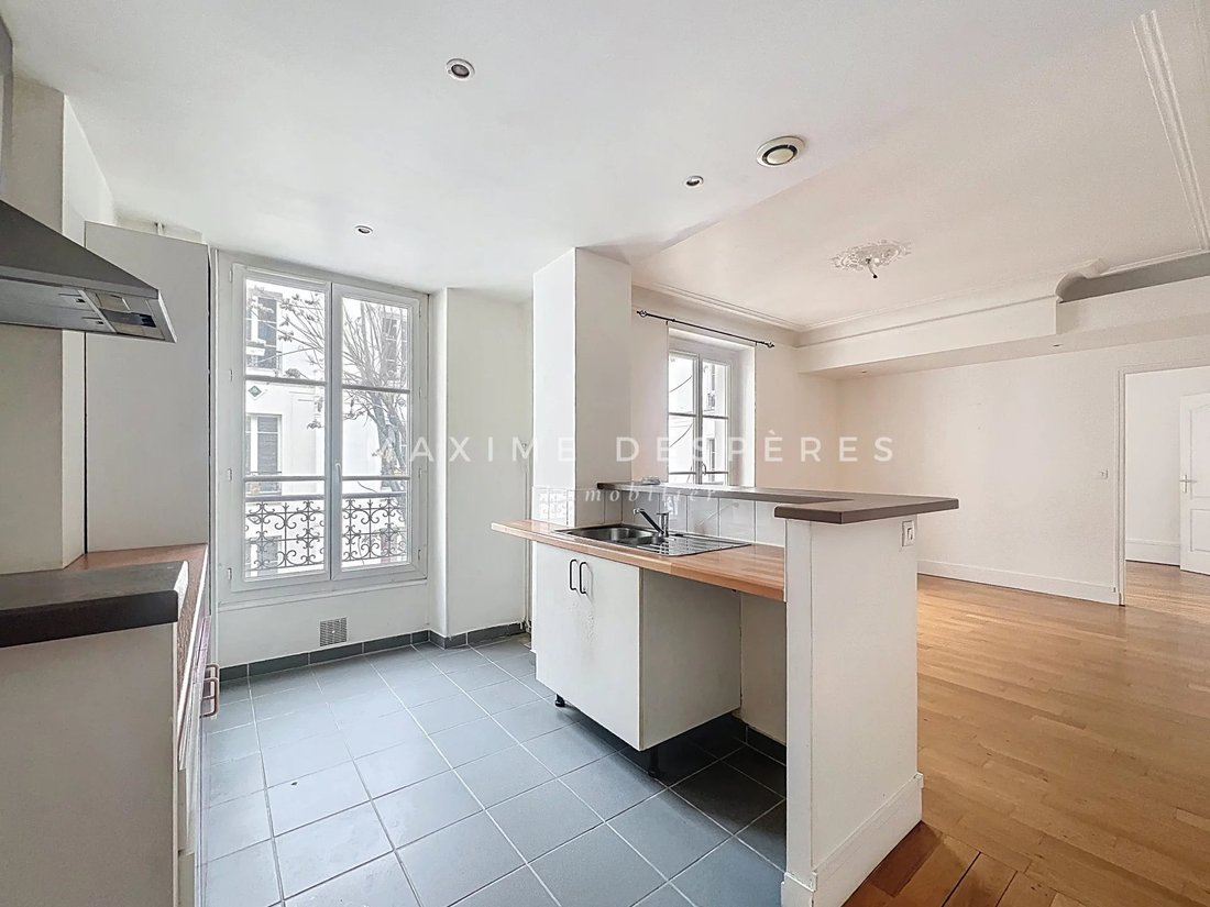 Apartment in Henri Barbusse, Levallois-Perret, France 2 - 16672952