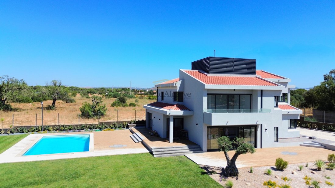 House in Quarteira, Algarve, Portugal 5 - 17643773