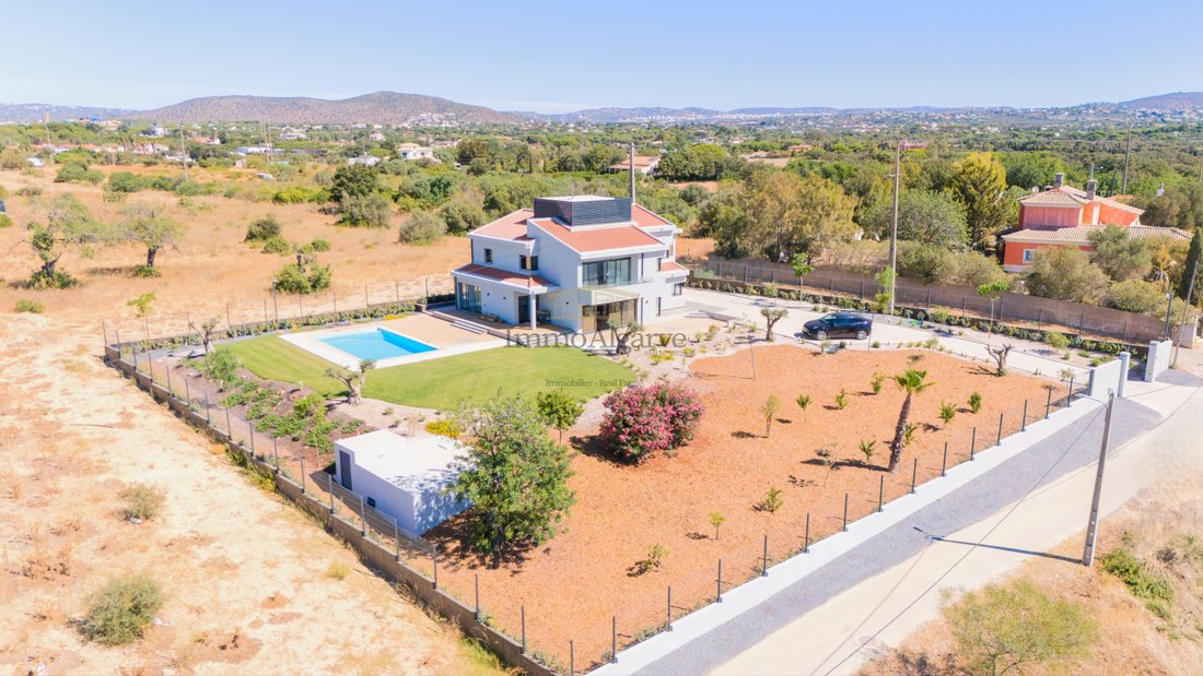 House in Quarteira, Algarve, Portugal 4 - 17643773