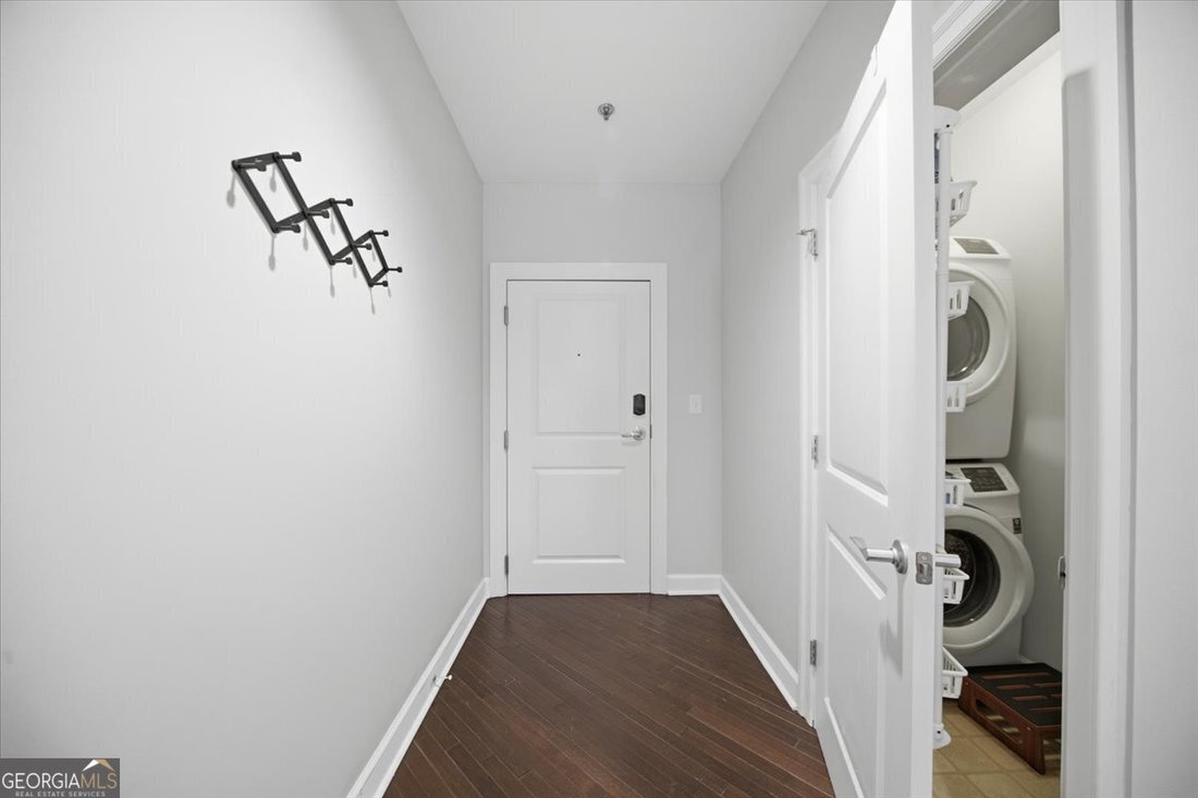 Condo in Atlanta, Georgia, United States 4 - 17644026