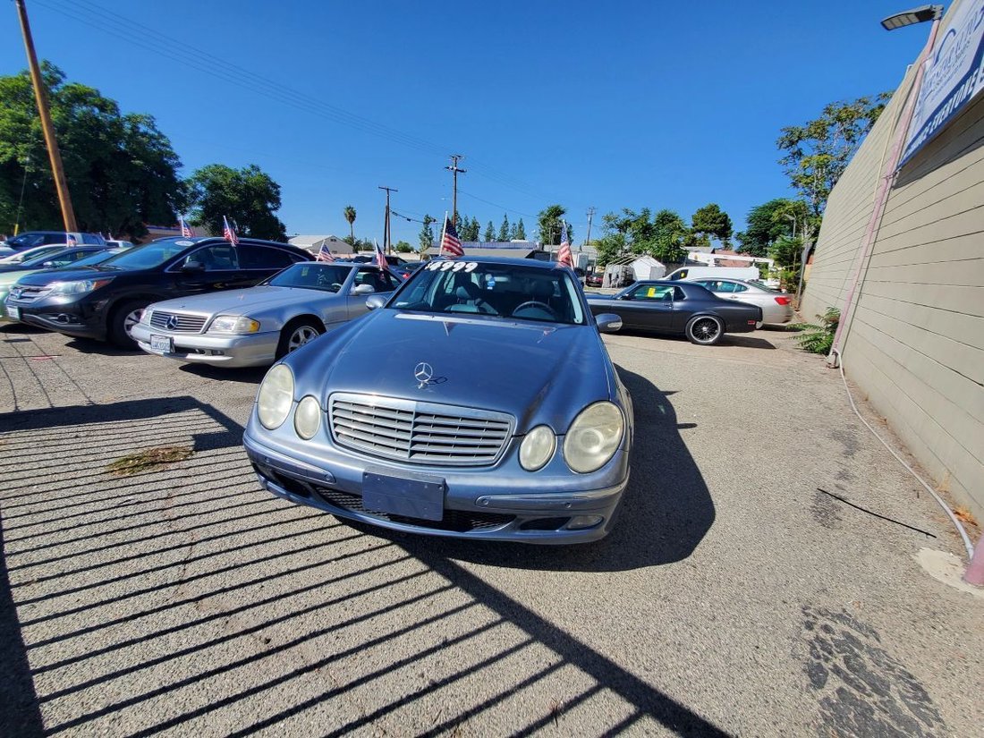 Sedan in Hemet, CA, United States 2 - 17643910