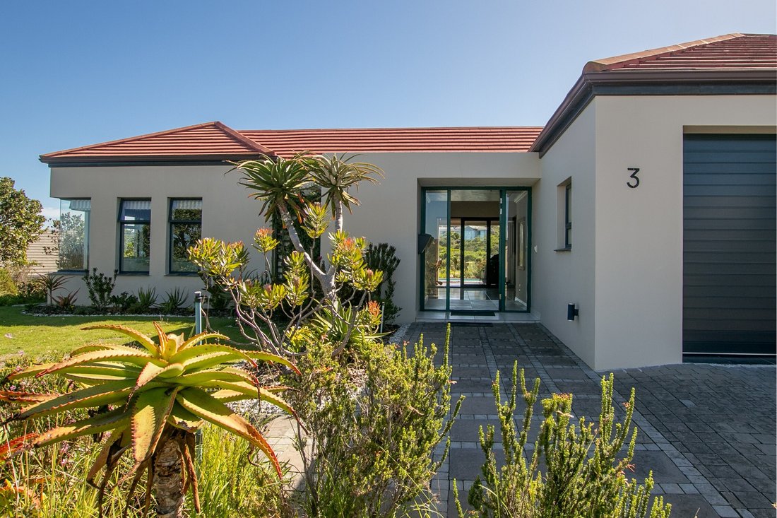 House in Sparrebosch, Western Cape, South Africa 3 - 17643941