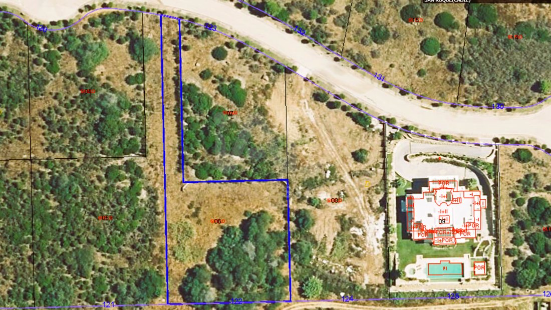 Land in Sotogrande, San Roque, Andalusia 2 - 17644120