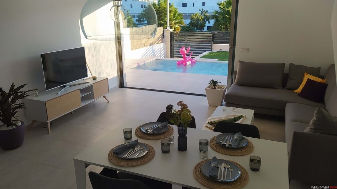 Villa in Playa Flamenca, Orihuela, Valencian Community 2 - 17644105