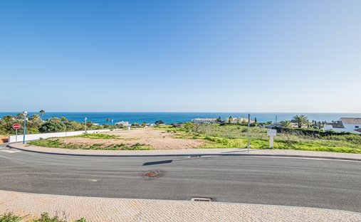 Land in Praia da Luz, Algarve, Portugal 1
