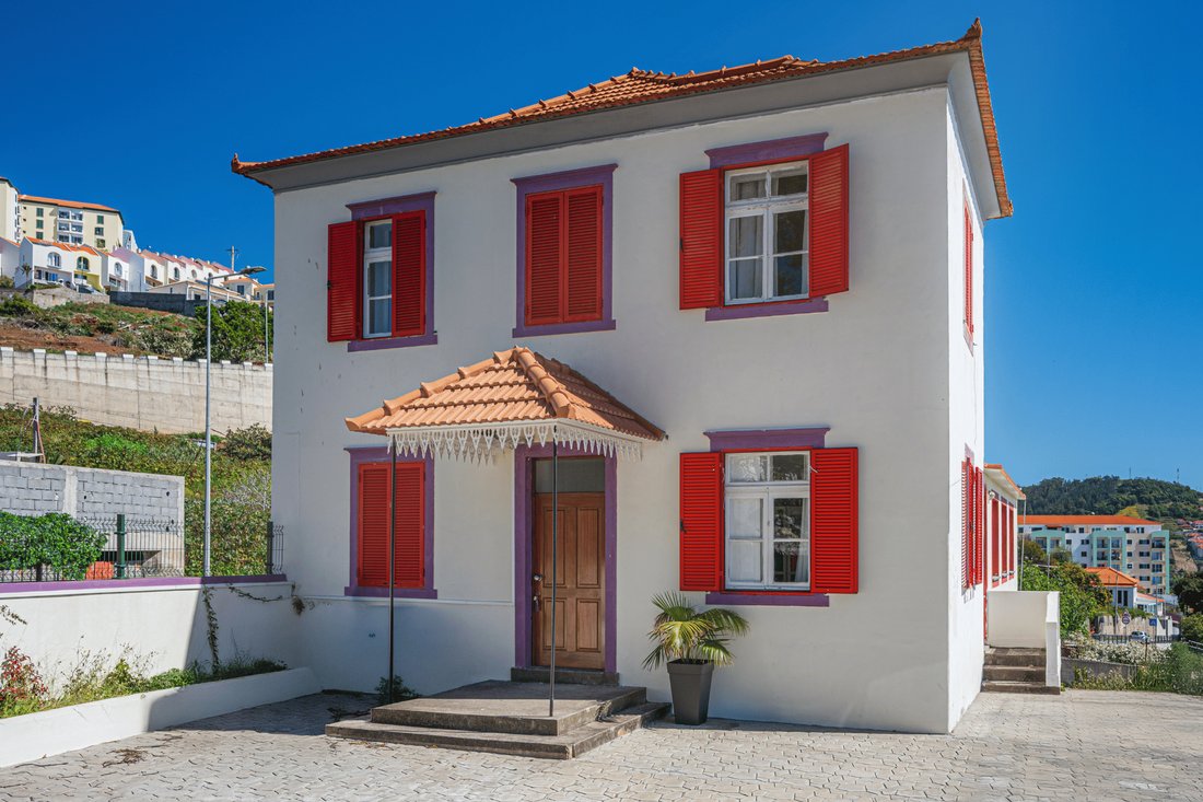 Villa in Caniço, Autonome Region Madeira, Portugal 1 - 17661149