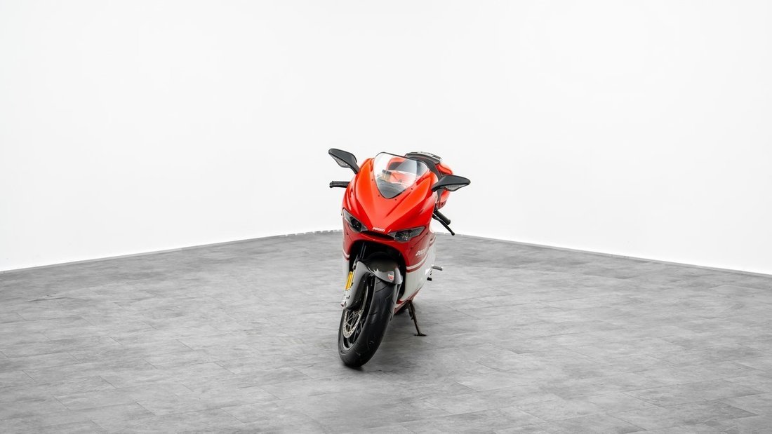 Motorcycle in Dubai, Dubai, United Arab Emirates 4 - 15452566