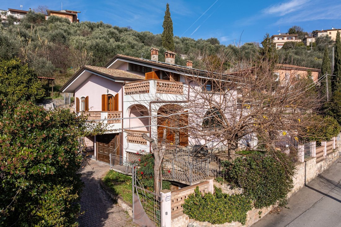 Villa in Bargecchia, Tuscany, Italy 1 - 17652664