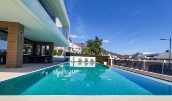 Villa en Estepona, Andalucía, España 1