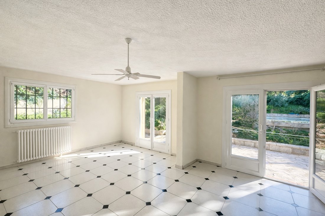 Villa in Vallauris, Provence-Alpes-Côte d'Azur, Frankreich 5 - 17659132