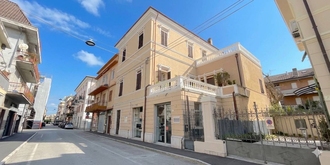 House in Center, Grottammare, Marche 1 - 17651008
