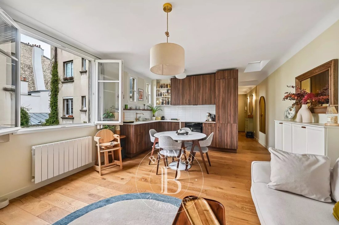 Apartment in Gros Caillou, Paris 7e Arrondissement, Paris 2 - 17660287
