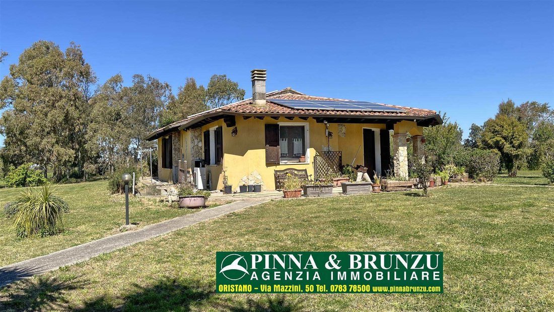 Villa in Marrubiu, Sardinia, Italy 2 - 17650369