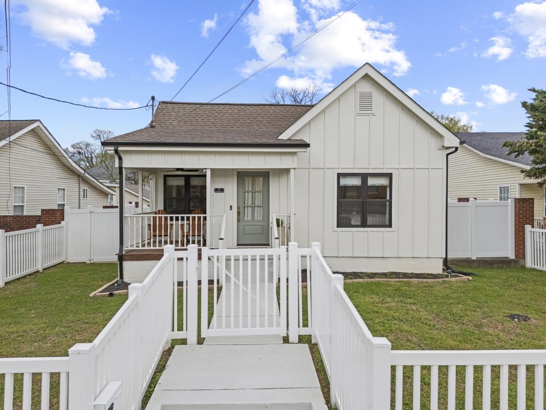 House in Nashville, Tennessee, United States 2 - 17645894