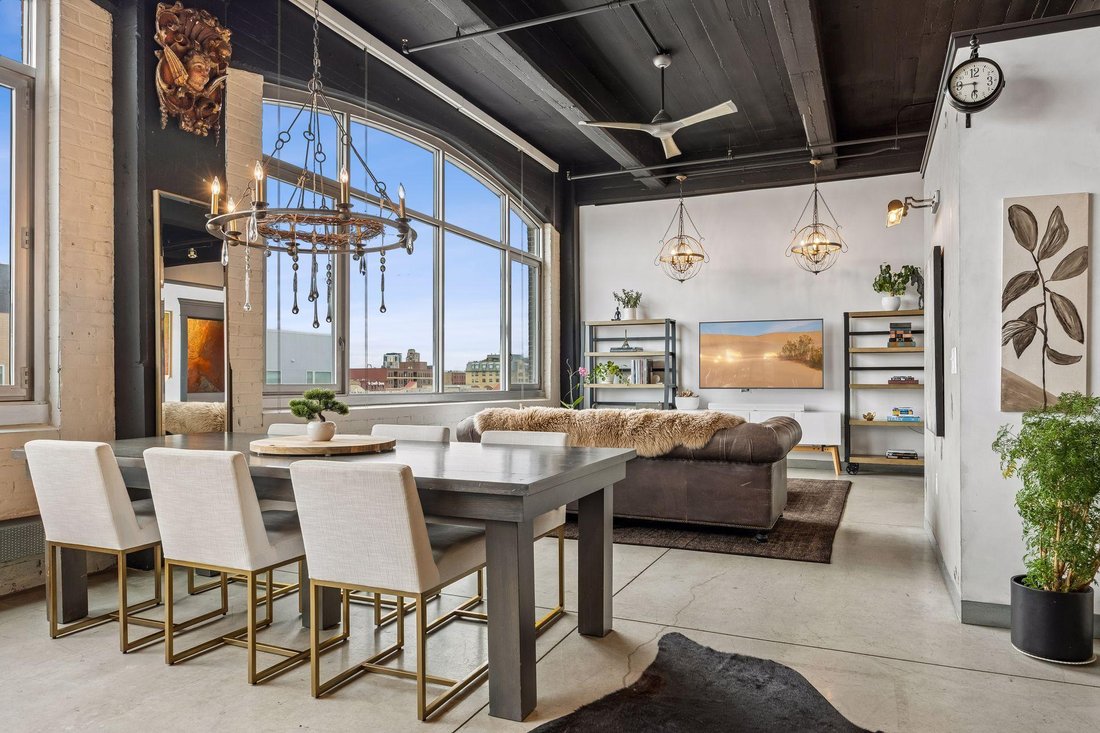 Condo in Minneapolis, Minnesota, United States 3 - 17650117