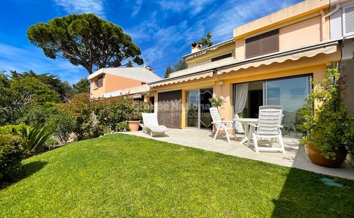 Villa in Mandelieu-la-Napoule, Provence-Alpes-Côte d'Azur, France 1