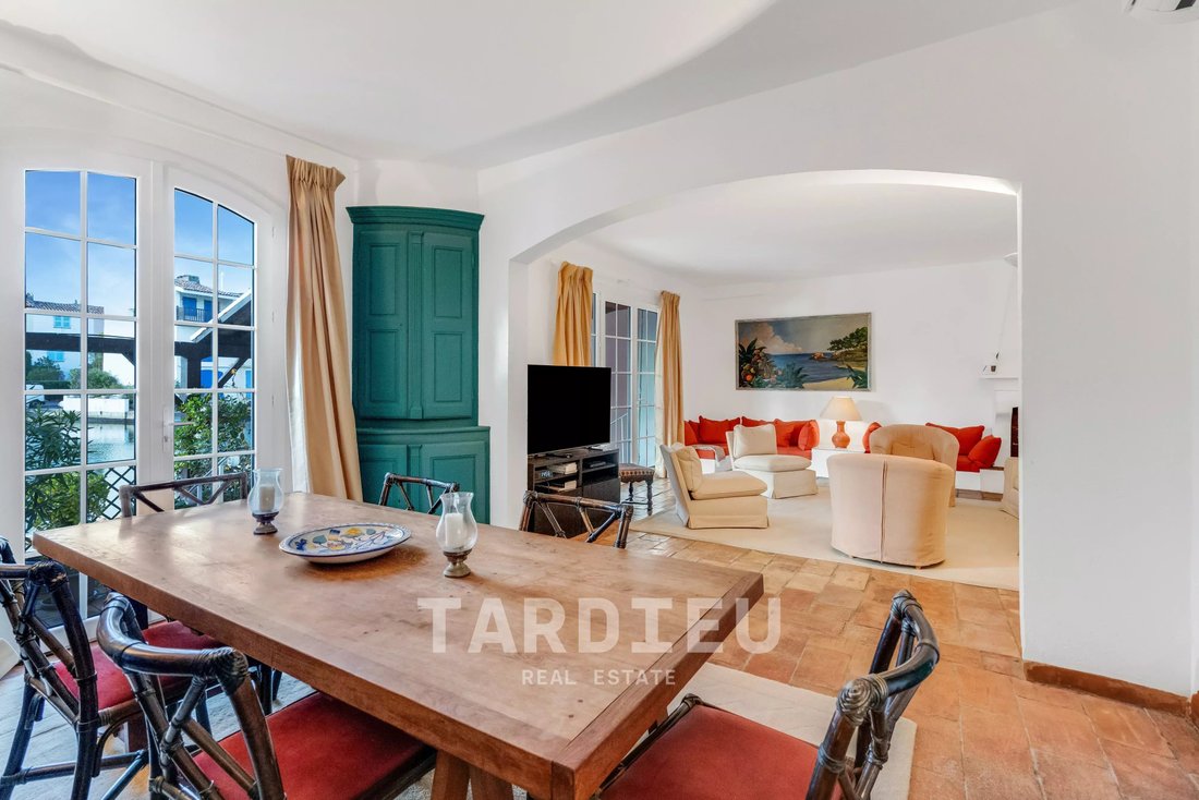 Haus in Grimaud, Provence-Alpes-Côte d'Azur, Frankreich 4 - 17465108