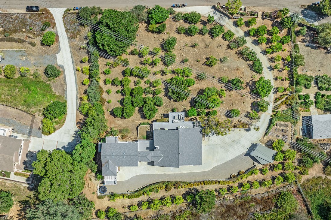 House in San Marcos, California, United States 1 - 17647717