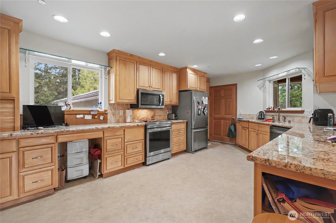 House in Graham, Washington, United States 4 - 17654073