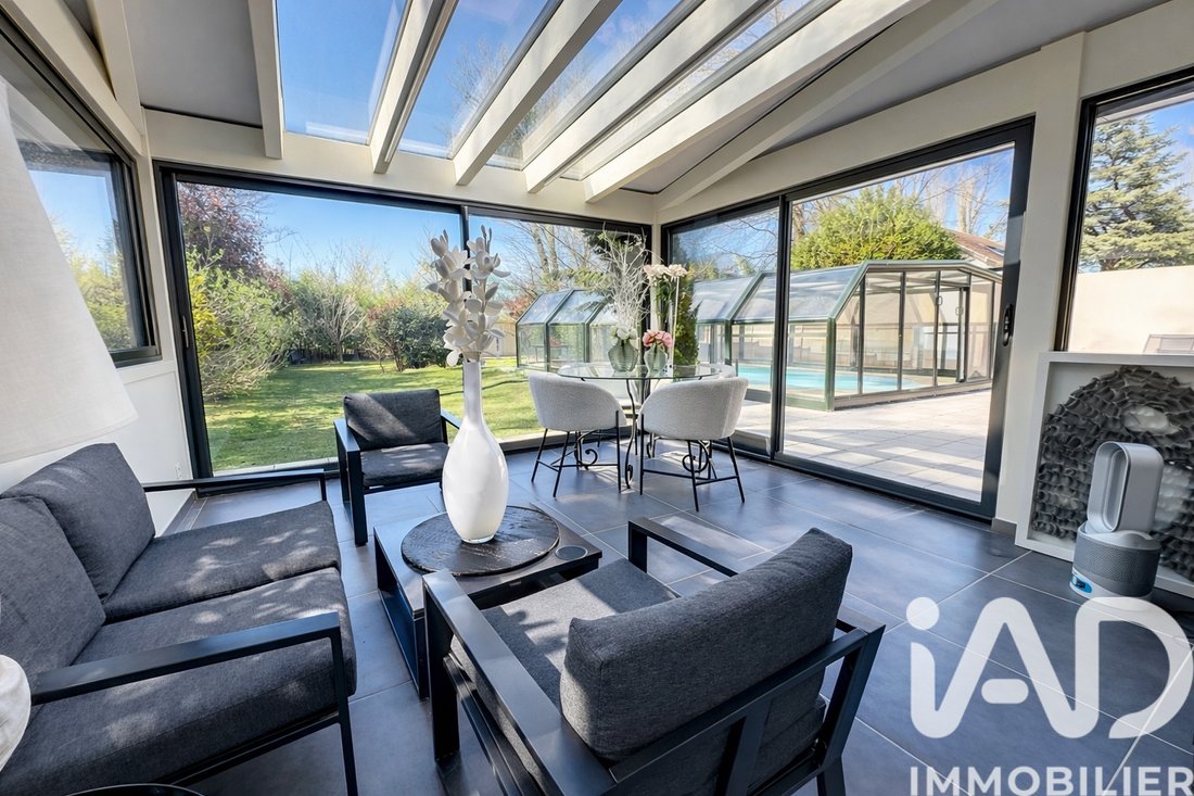 House in Sucy-en-Brie, Ile-de-France, France 1 - 17362086