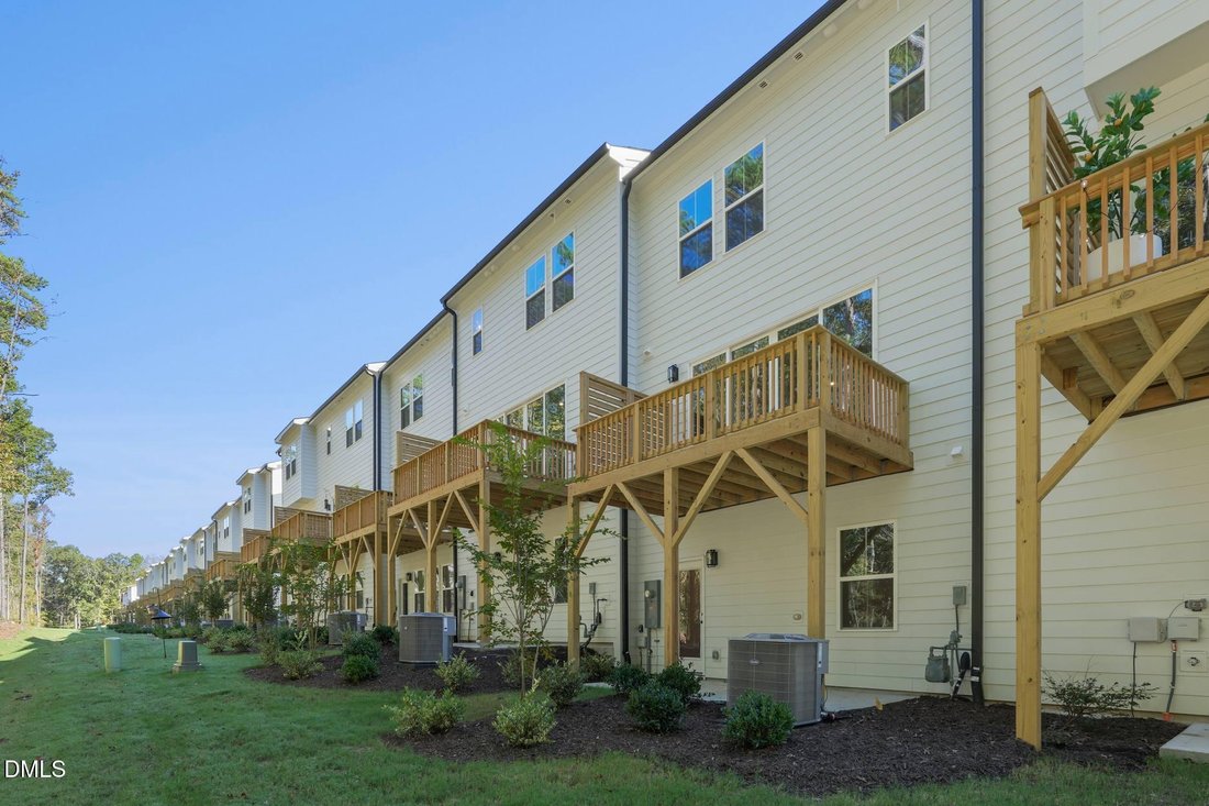 Townhouse in Chapel Hill, North Carolina, United States 2 - 17648917