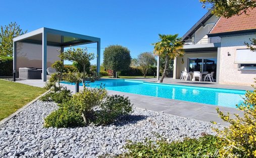 House in Zone Portuaire-Le Boichot, Dole, France 1