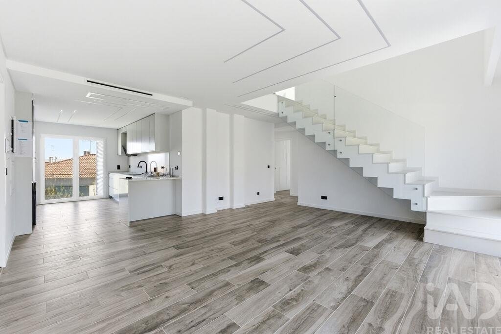 Apartment in Santa Iria de Azoia, Sao Joao da Talha e Bobadela, Lisbon, Portugal 2 - 17329933