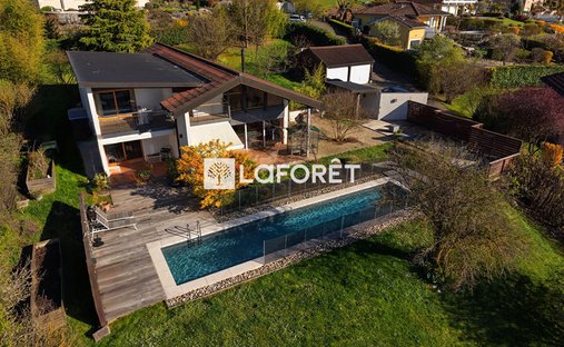 Villa à Ceyzériat, Auvergne-Rhône-Alpes, France 1