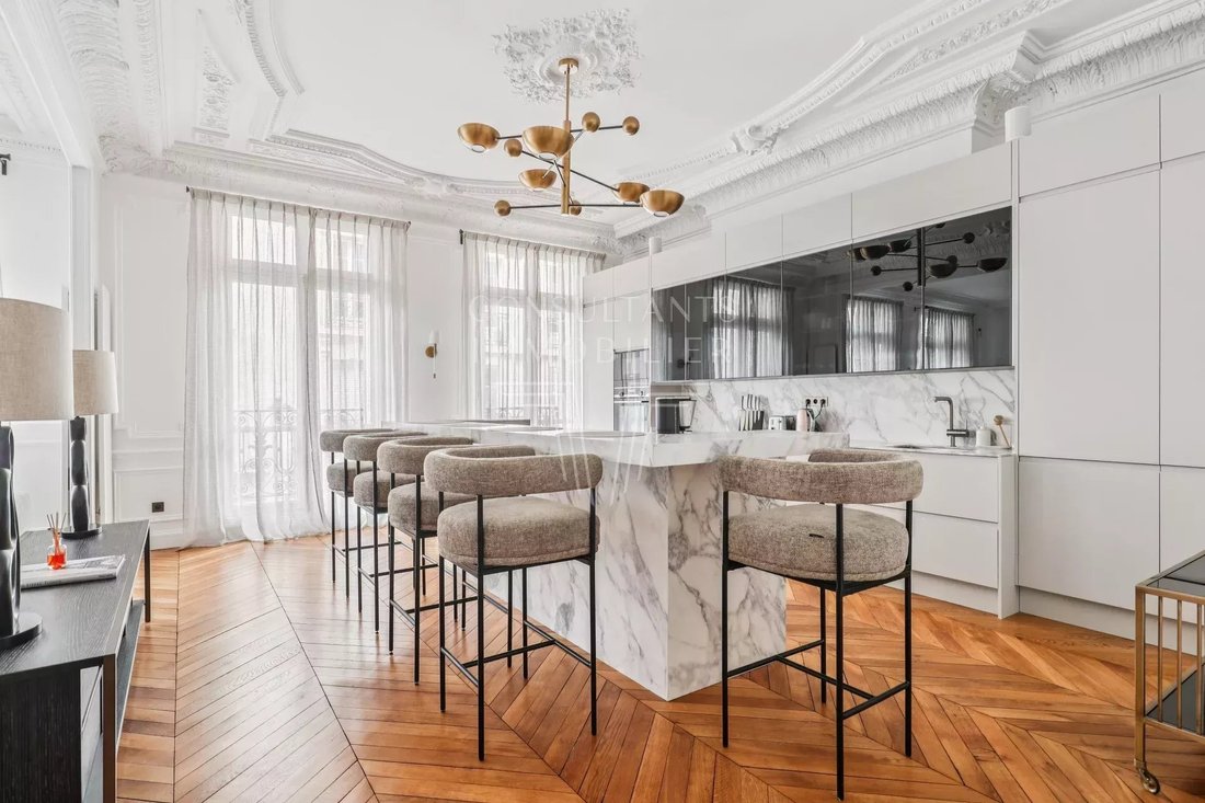 Apartment in Invalides, Paris 7e Arrondissement, Paris 4 - 17659292