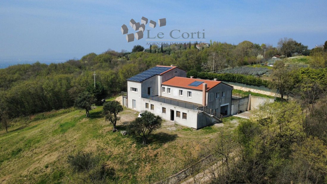 House in Val Liona, Veneto, Italy 1 - 17650442
