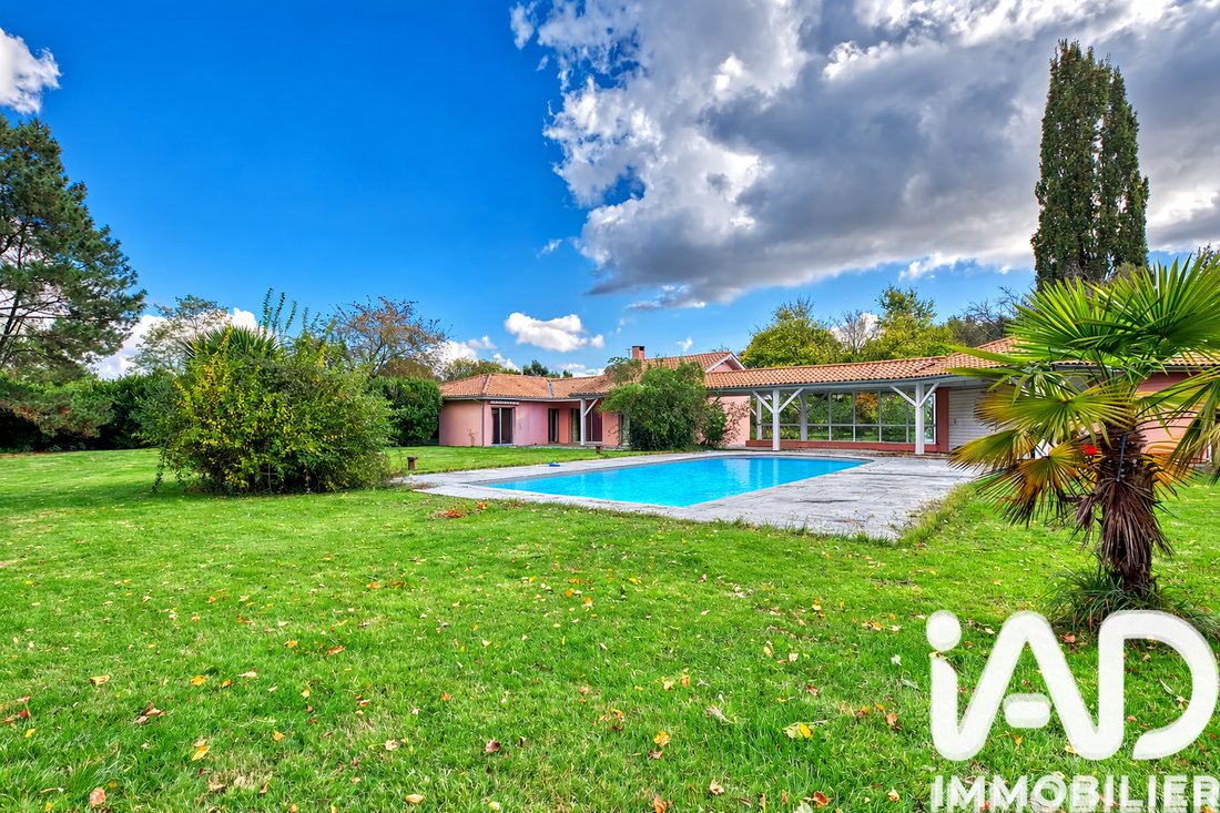 House in Chemin Long-Garies, Mérignac, France 1 - 17382552