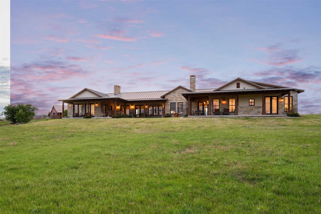House in Crowley, Texas, United States 3 - 17656826