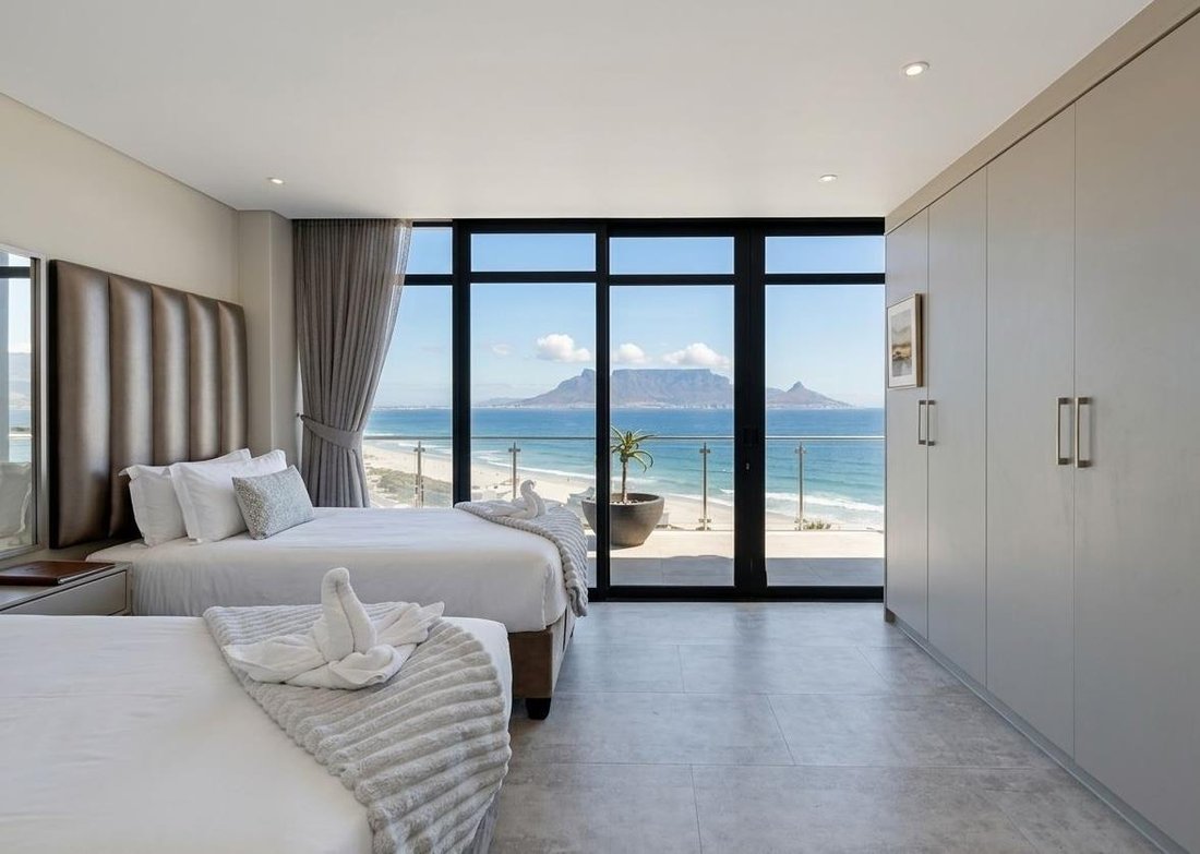 Apartment in Table View, Cape Town, South Africa 2 - 17651913