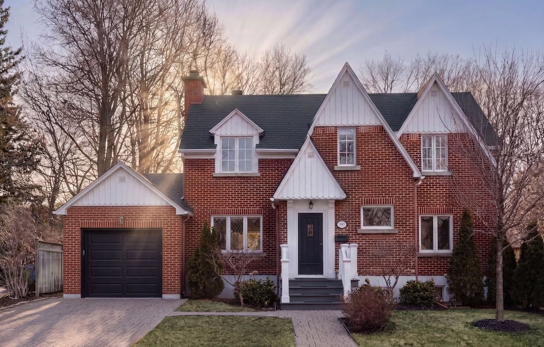 House in Saint-Lambert, Quebec, Canada 2 - 17656072