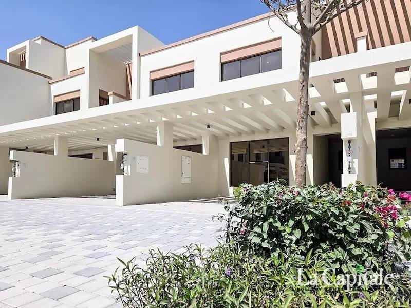 Townhouse in Al Hebiah 5, Al Hebiah, Dubai 1 - 17645677