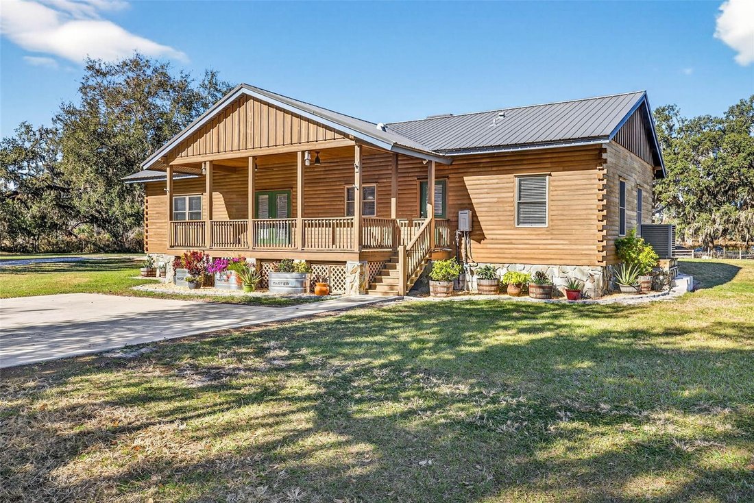 House in Zephyrhills, Florida, United States 3 - 17647146
