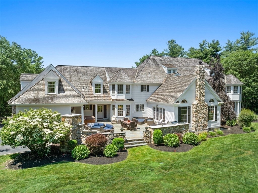 House in Milton, Massachusetts, United States 2 - 17646211