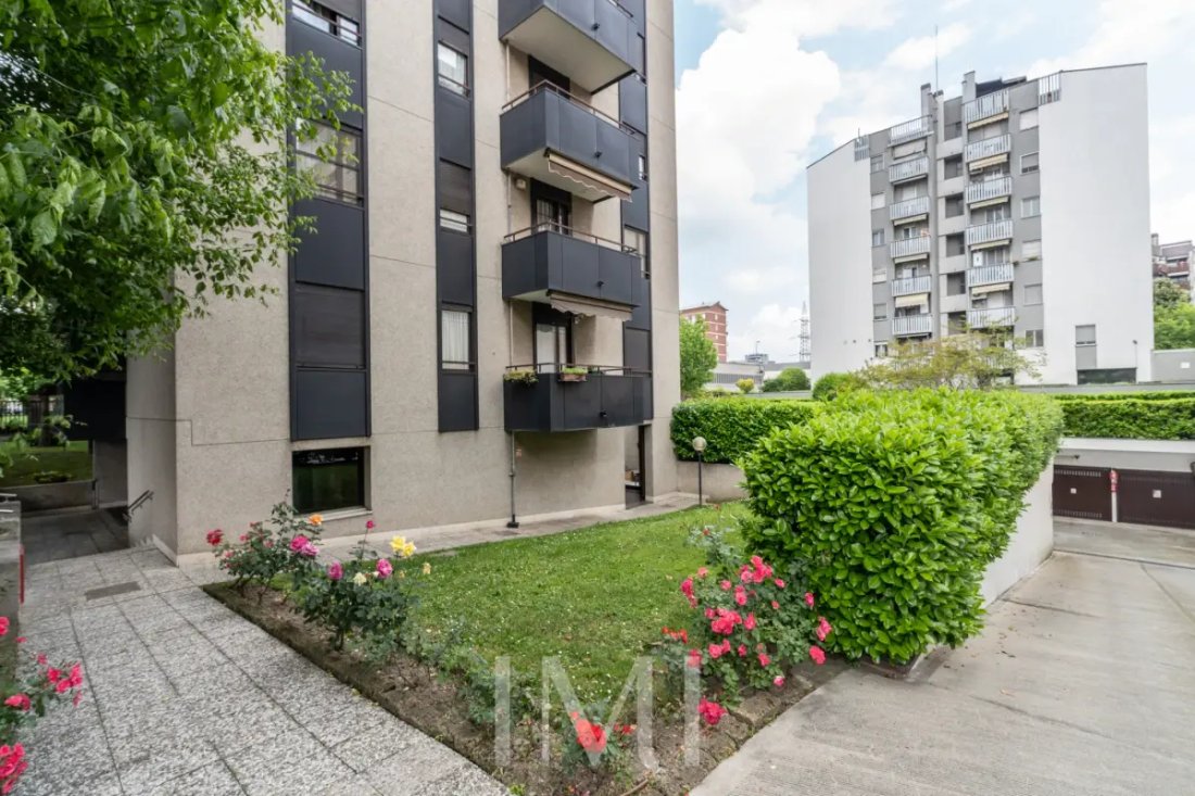 Apartment in Chiesa Rossa, Milan, Italy 3 - 17645266