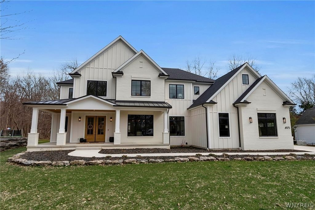 House in Clarence, New York, United States 1 - 17651361