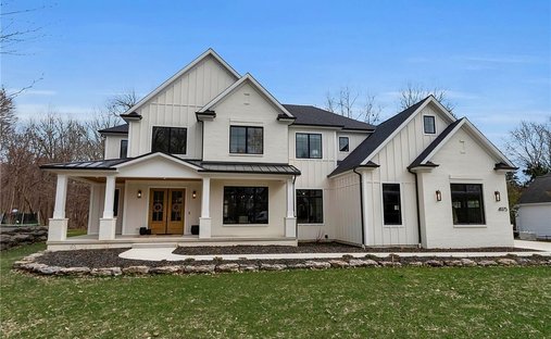 House in Clarence, New York, United States 1