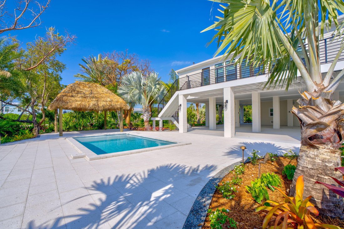 House in Upper Sugarloaf Key, Florida, United States 4 - 17645073