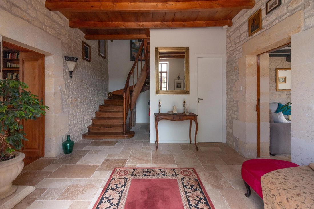 House in Saint-Sulpice-de-Cognac, Val-de-Cognac, France 5 - 17649096