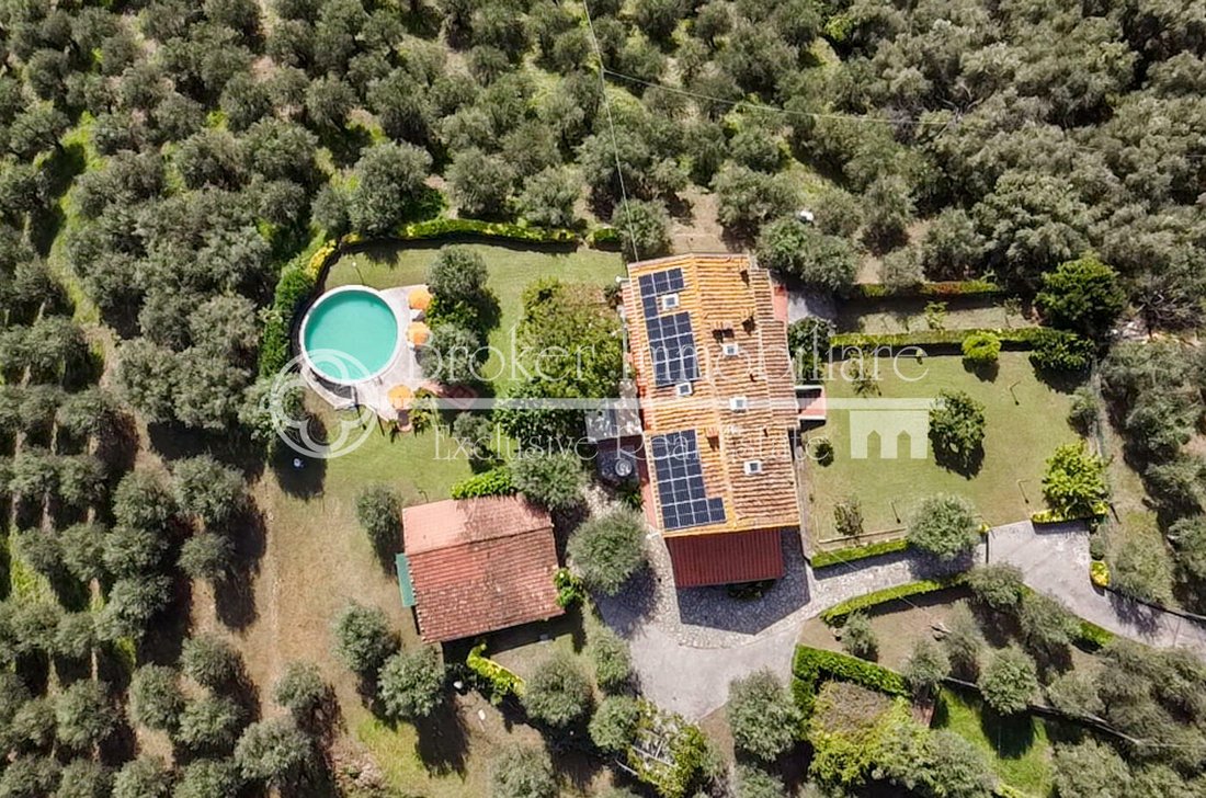 Villa in Massarosa, Tuscany, Italy 2 - 16280933