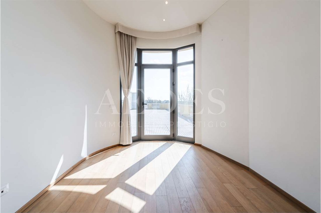 Apartment in Historic Center, Modena, Emilia-Romagna 4 - 17660124