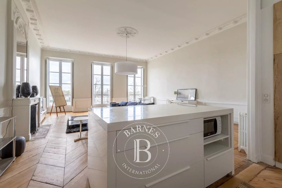 Apartment in Grand Parc-Chartrons-Paul Doumer, Bordeaux, France 5 - 17646939