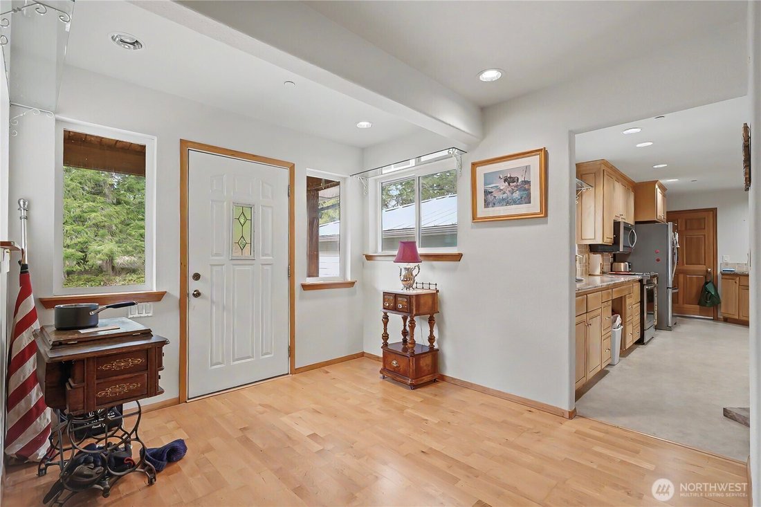 House in Graham, Washington, United States 3 - 17654073